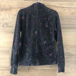 Lululemon Athletica Dark Floral Zip Hoodie Size 8